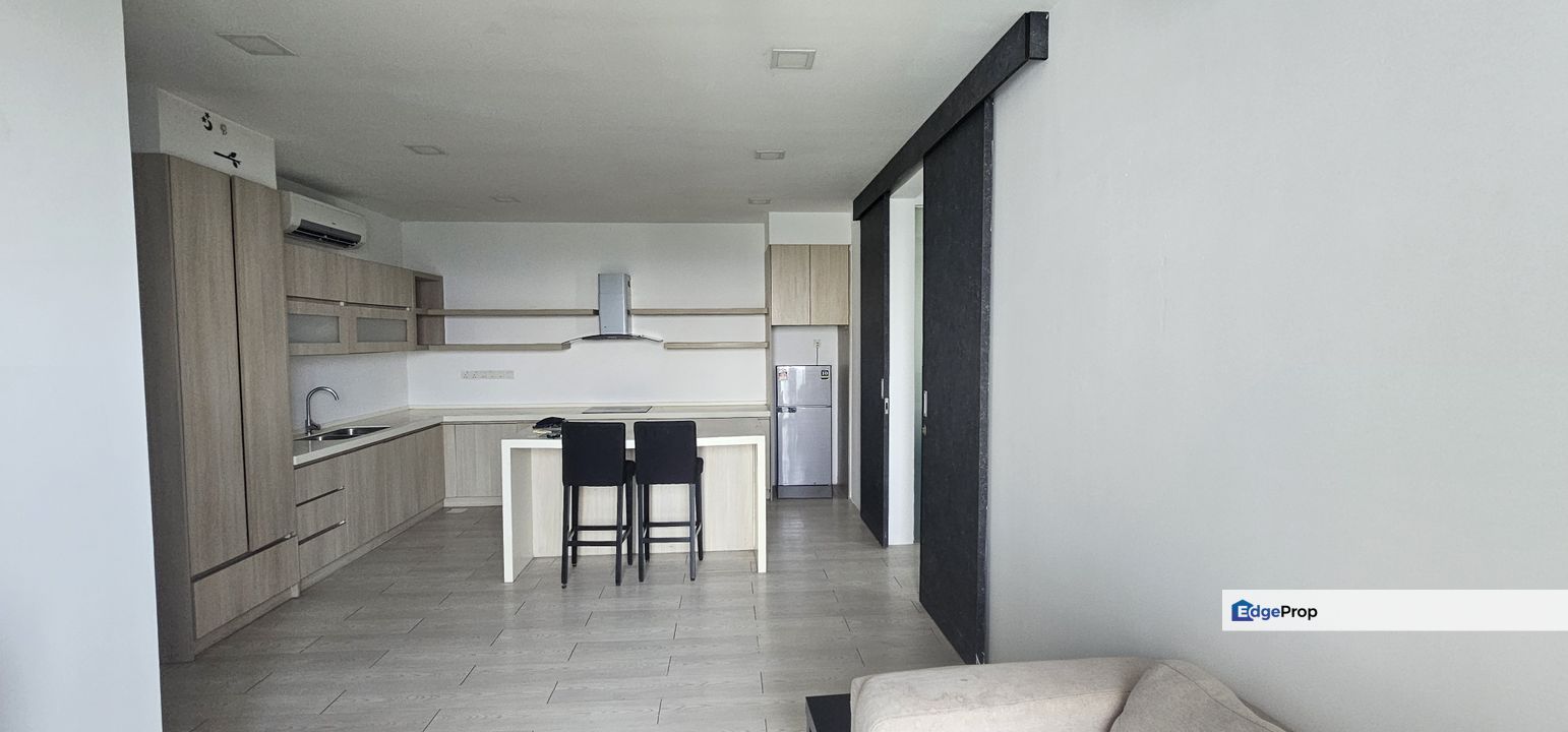 Sky Park Cyberjaya Higher Floor Buy With Tenancy for Sale, Selangor, Cyberjaya