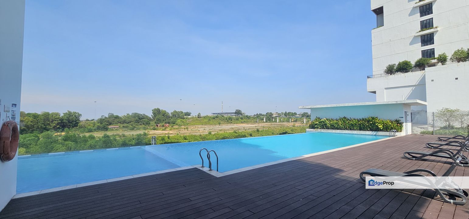 Sky Park Cyberjaya Higher Floor Buy With Tenancy for Sale, Selangor, Cyberjaya