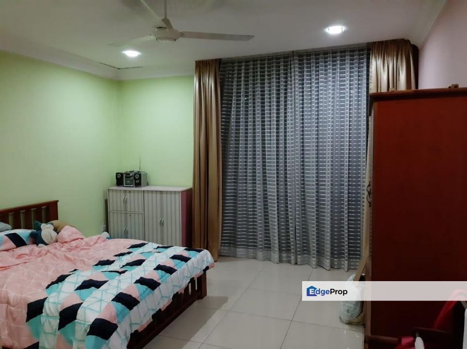 Three Storey Bungalow in Milano Kota Kemuning Fully Renovated for Sale, Selangor, Kota Kemuning