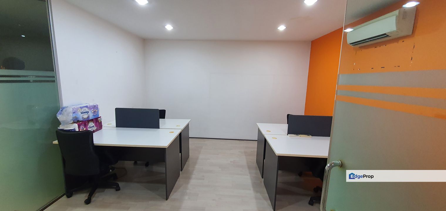 Office in JayaOne Petaling Jaya Section 13 Renovated for Sale, Selangor, Petaling Jaya