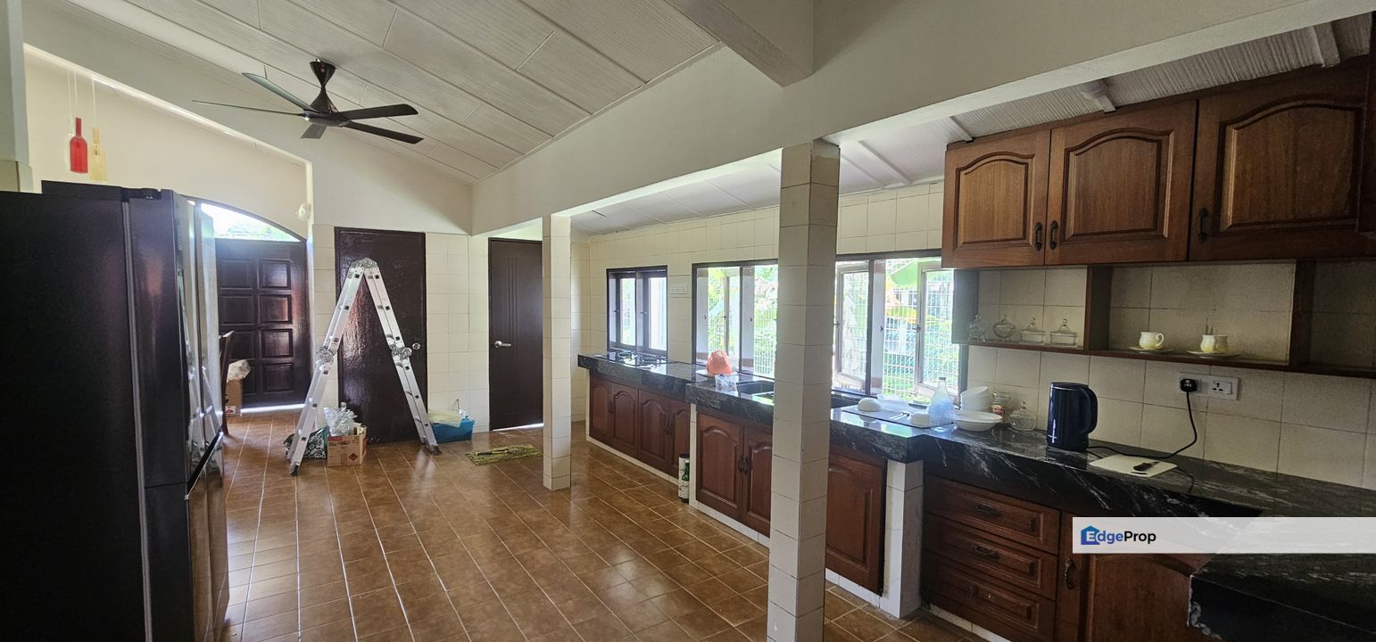 Bungalow Fully Renovated in Seksyen 22 Petaling Jaya for Rent, Selangor, Petaling Jaya