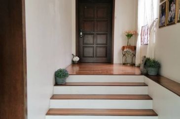 FOR SALE: Beautiful 2 Storey Home @Bukit Tunku