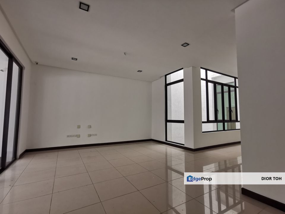 FOR SALE: New Modern Link Villa in Ampang, Selangor, Ampang