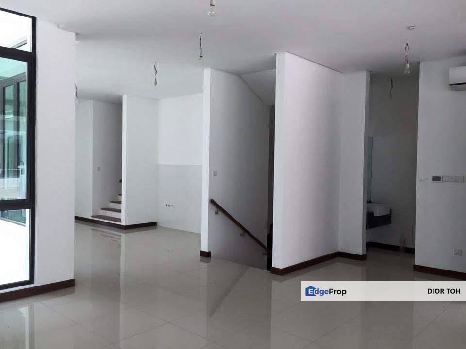 FOR SALE: New Modern Link Villa in Ampang, Selangor, Ampang