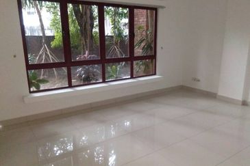 Ampang Hilir Low Rise Low Density l 3 - 4 bedrooms