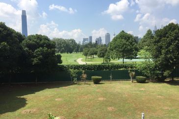 GOLF COURSE+3 ICONIC TOWERS VIEW,LANDED PROPERTY