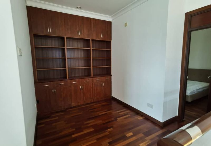 3 Storey Detached Gated Guarded @Mutiara Damansara