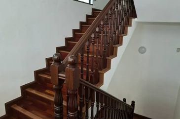 3 Storey Detached Gated Guarded @Mutiara Damansara