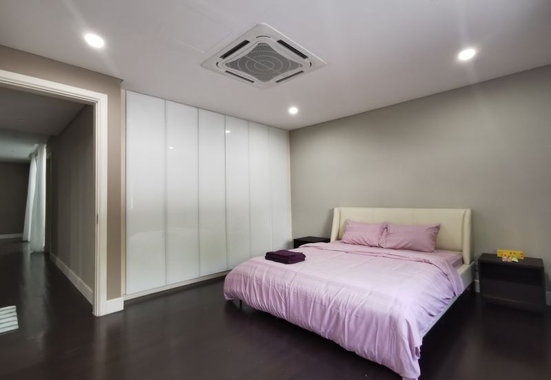 East Residence @ KLGCC