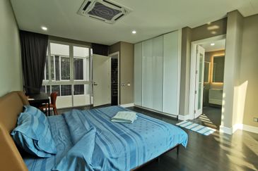 East Residence @ KLGCC