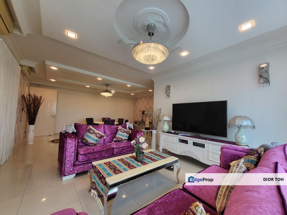 Tiptop Condition l 4+1 Br l 2 carpark l Mont Kiara, Kuala Lumpur, Mont Kiara