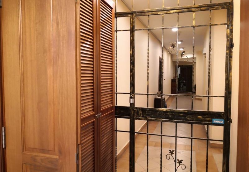 Li Villas Condominium