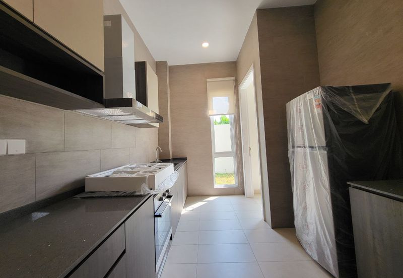 Greenery View 3 Storey Superlink @ Mont Kiara