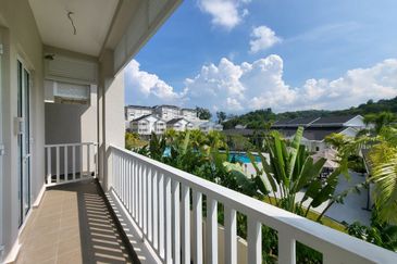 Greenery View 3 Storey Superlink @ Mont Kiara