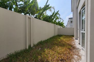 Greenery View 3 Storey Superlink @ Mont Kiara