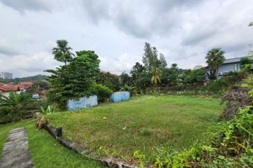 FOR SALE: Bungalow Land @ Seksyen 9 PJ - To Rebuild Your New Dream Home