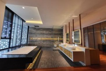 LUXURY TRIPLEX PENTHOUSE w Sky Pool @Bangsar