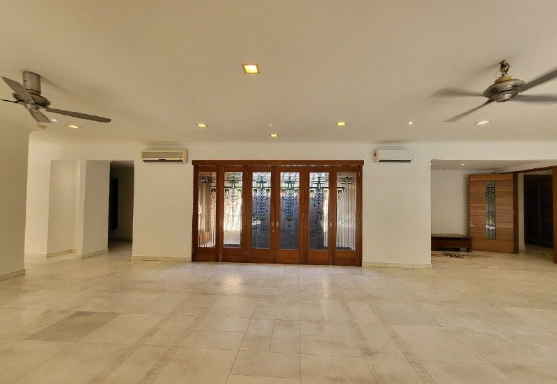 2 Storey Beautiful Detached w Pool @Ampang Hilir