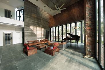 3 storey Detached house with Lift & Pool @ KL