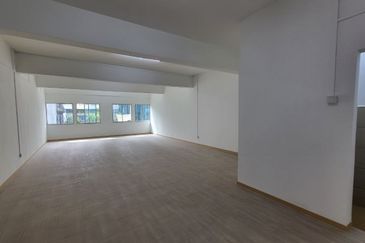 FOR RENT: Bukit Bintang Shop Office