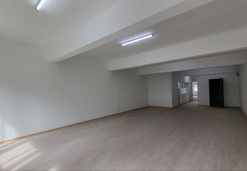 FOR RENT: Bukit Bintang Shop Office