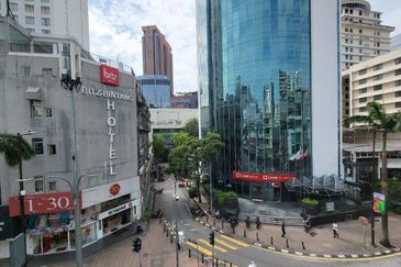 FOR RENT: Bukit Bintang Shop Office
