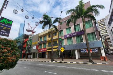 FOR RENT: Bukit Bintang Shop Office
