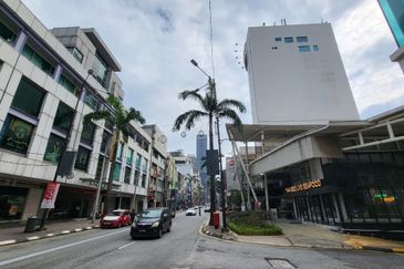 FOR RENT: Bukit Bintang Shop Office