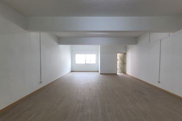 FOR RENT: Bukit Bintang Shop Office