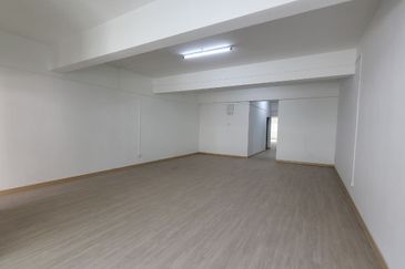 FOR RENT: Bukit Bintang Shop Office