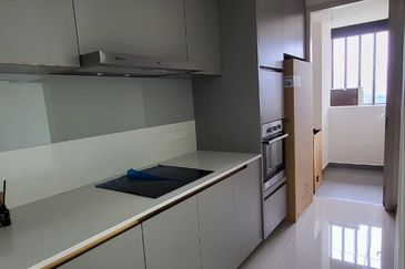 Residensi Solaris Parq