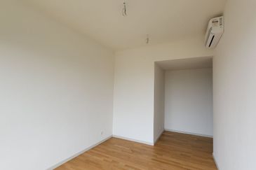 Residensi Solaris Parq