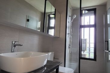 Residensi Solaris Parq