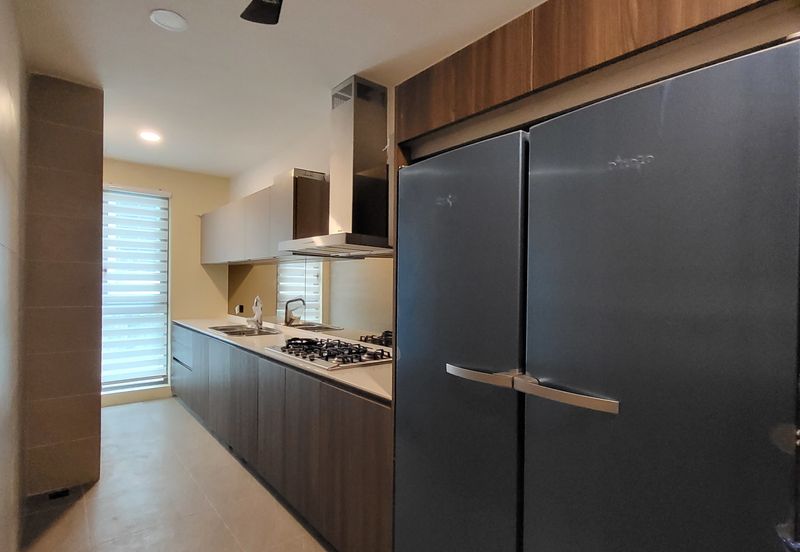 A Brand New Luxury Condo @ Pinnacle Bangsar