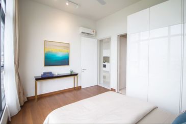 Pavilion Embassy Residence