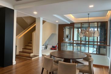 East Residence @ KLGCC