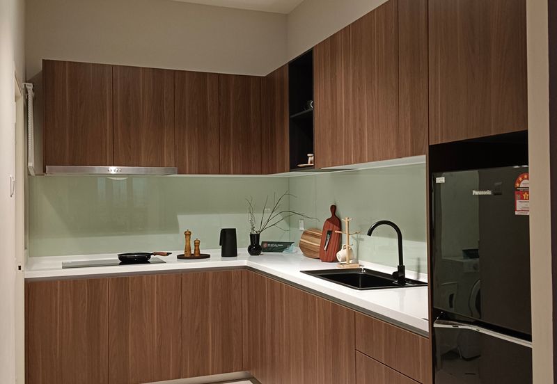 New Luxury Condo D’Idaman Residensi @ Tasik Selatan. Walking distance to Bandar Tasik Selatan LRT & MRT station