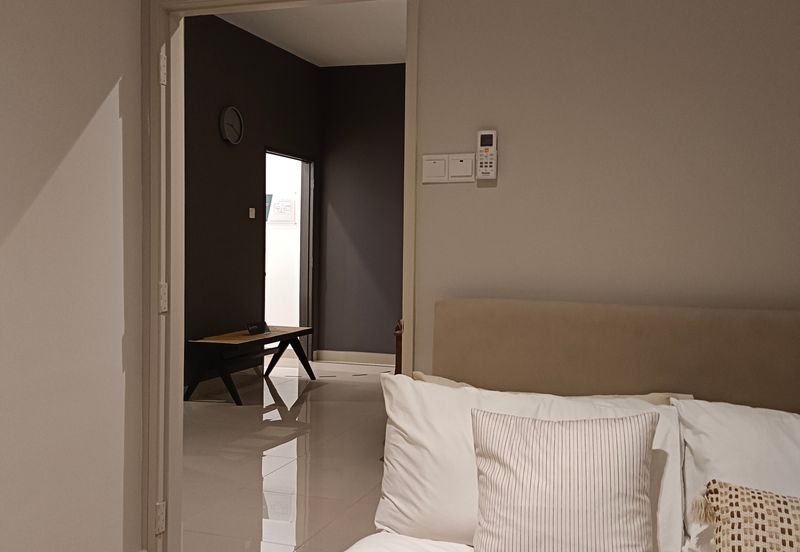 New Luxury Condo D’Idaman Residensi @ Tasik Selatan. Walking distance to Bandar Tasik Selatan LRT & MRT station