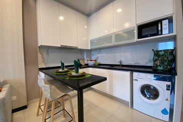 New Project Desa Dri Hartamas | Fully Furnished 1BR. Next to Mont Kiara