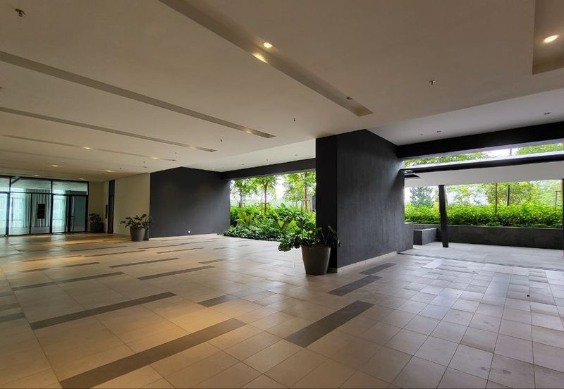 Residensi Solaris Parq