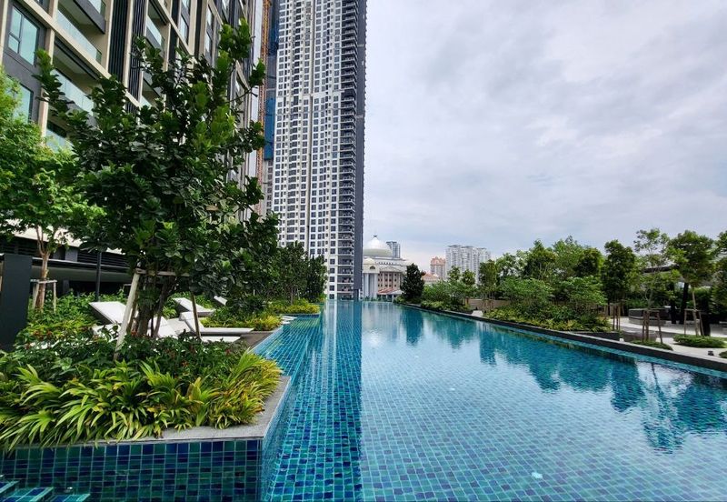 Residensi Solaris Parq