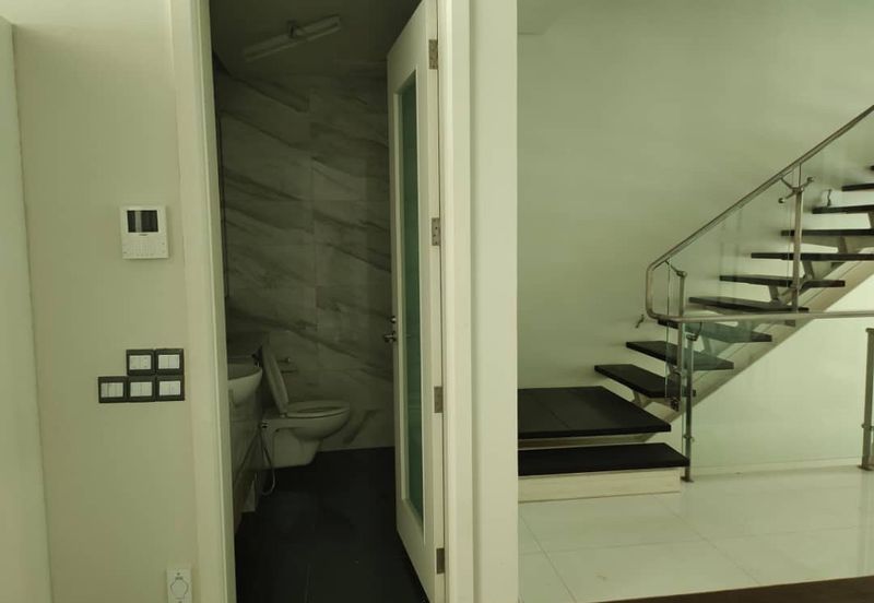 East Residence @ KLGCC