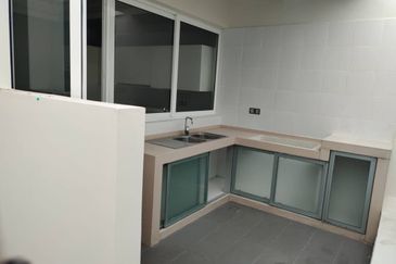 East Residence @ KLGCC