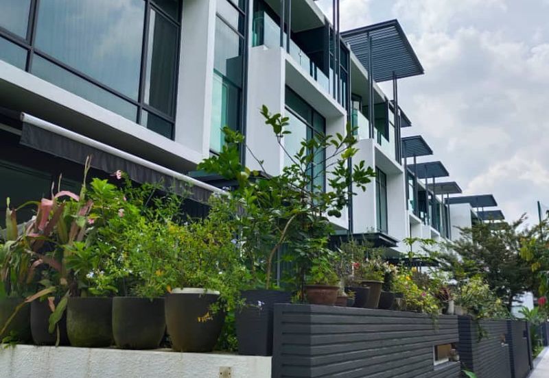 East Residence @ KLGCC