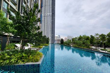 Residensi Solaris Parq