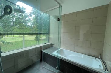 East Residence @ KLGCC