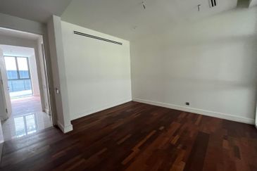 East Residence @ KLGCC