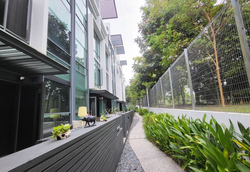 East Residence @ KLGCC