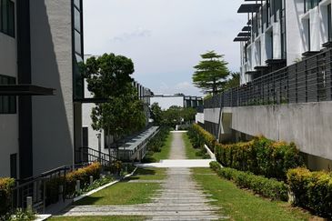 East Residence @ KLGCC