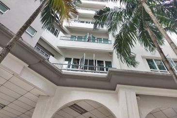 For Sale The Boulevard, Subang I 4 Br 2 Bath 